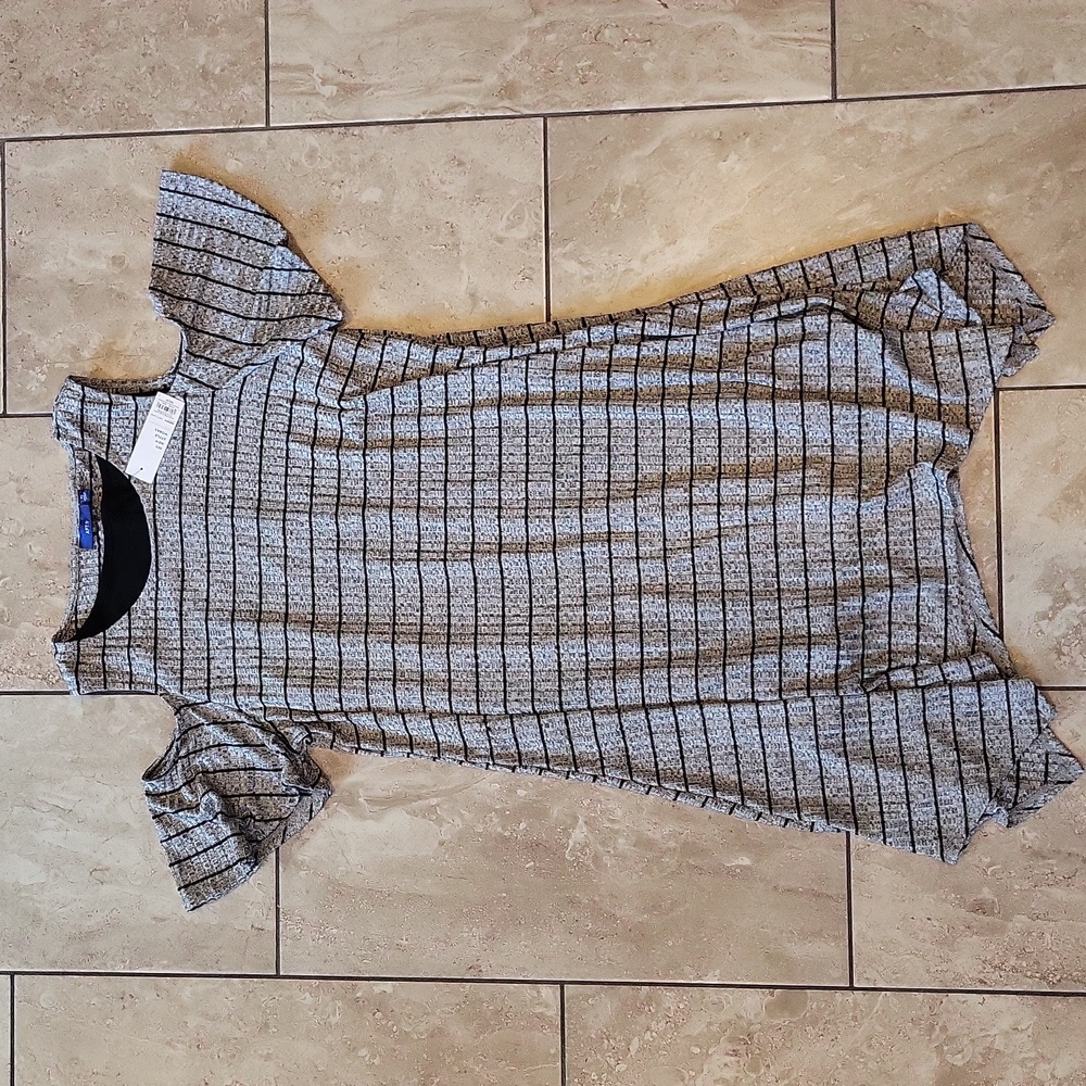 3/$15 apt. 9 cold shoulder dress fully lined flowy and stretchy striped